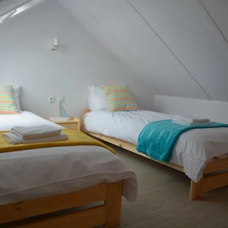 アパート Kaja サルビノボ